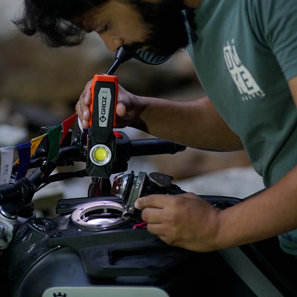 Buy Groz 500 Lumens Worklight with Intensity Control & Battery