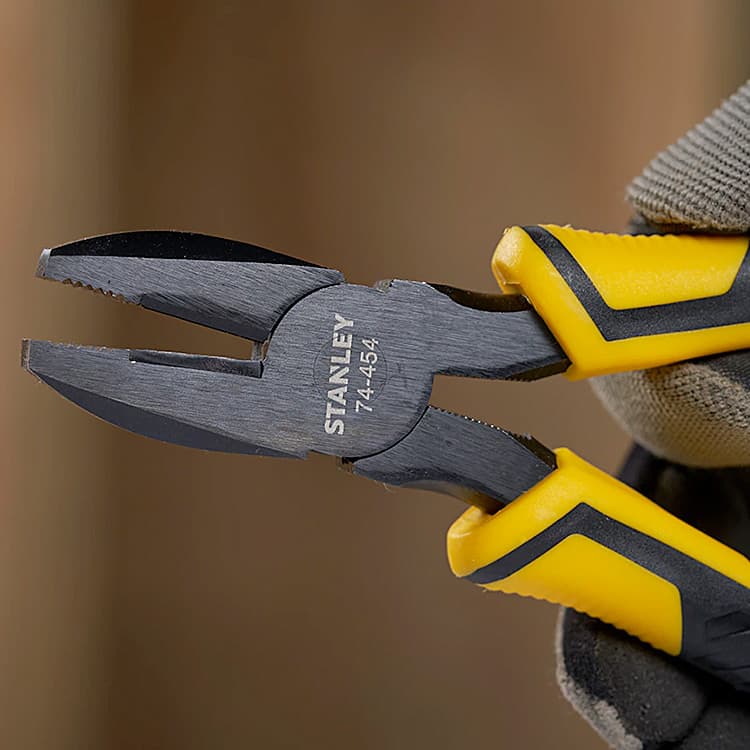 Buy Stanley 7 inch / 180 mm Dynagrip Combination Plier, STHT0