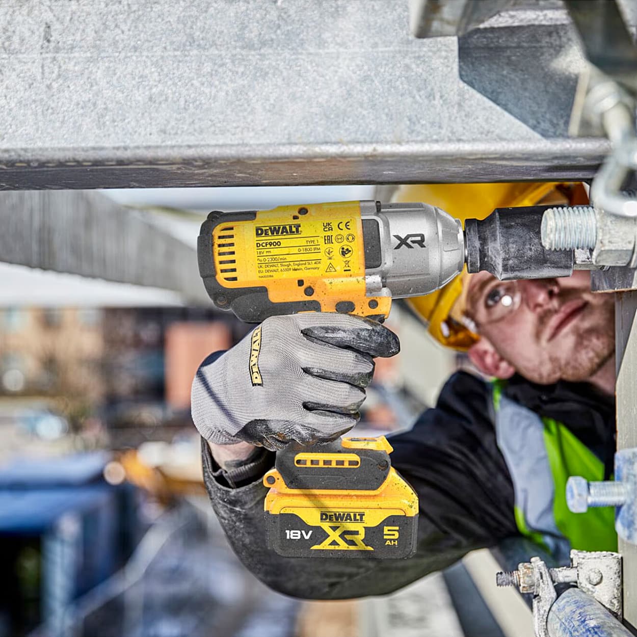 Dewalt 18V 1/2 Inch XR Cordless Brushless High Torque Impact Wrench (Bare  Tool), DCF900N-B1