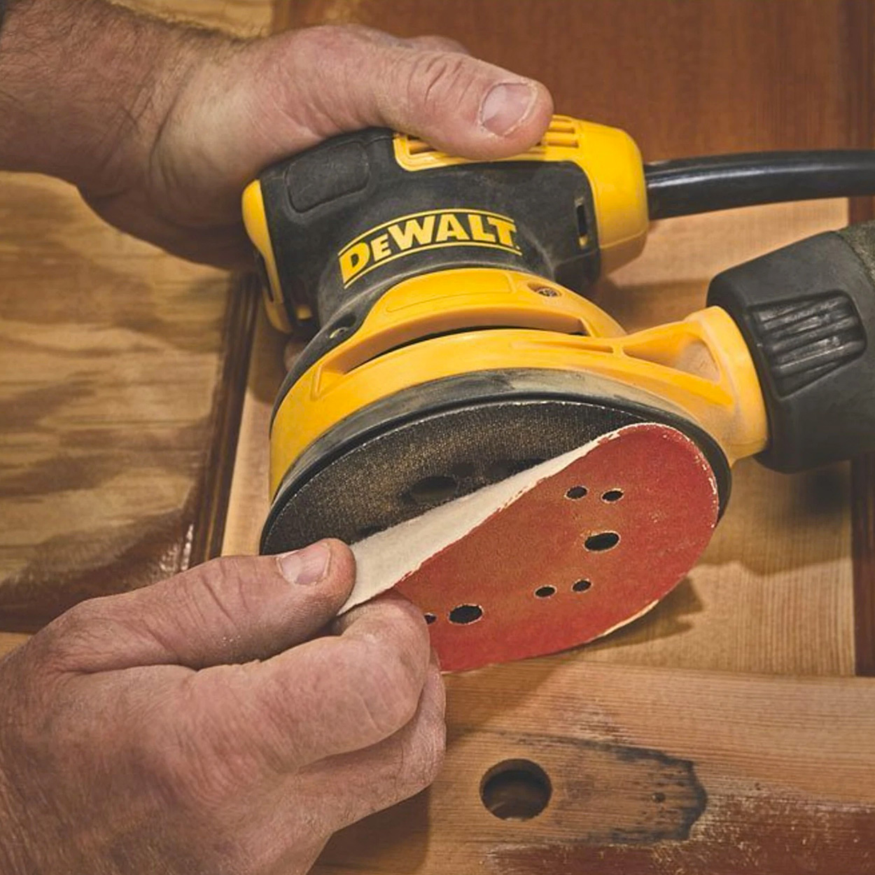 Dewalt 125mm 280W Random Orbit Palm Sander-Perform Protect Shield,  DWE6421-IN