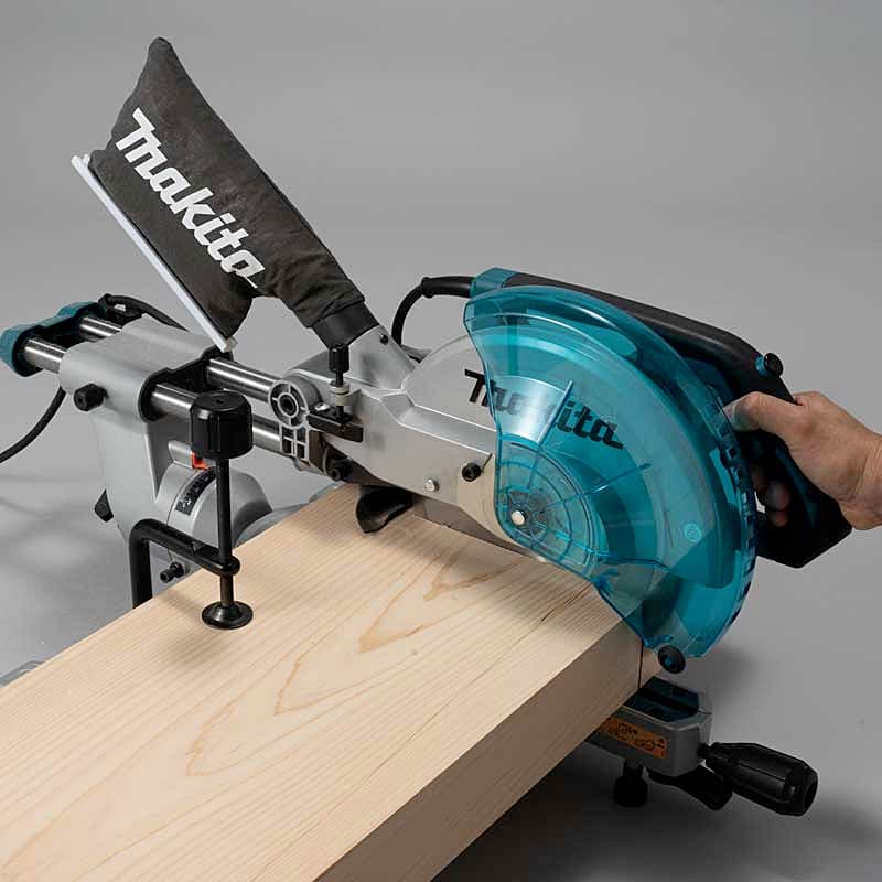 Makita Compound Mitre Makita Battery Powered Miter Saw Makita 260